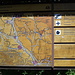 Informationstafel aus Holz bei der Seebachschleife