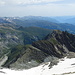 Blick zürück zum Piz Dadens, links ist der erwähnte Grat gut zu erkennen