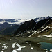 Eines der beiden Gletscherseelein unterhalb des Jochs. Den alpinen Hintergrund bildet der zentrale Ötztaler Hauptkamm von Bliggspitze bis Weißseespitze mit Gepatschferner und (ganz rechts) Weißkugel.