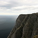 Nordkap - Etwa 300 m ragt der Fels aus dem Meer.