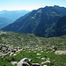 Die mächtige Cima Bianca und die Alpen Töira und Moncucco, getrennt durch den Ri di Vedle