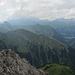 Greitjochspitze, Tajaspitze-Sonnenkögel und ganz hinten Allgäuer Hauptkamm-Hornbachkette, rechts der Startort Bach im Lechtal