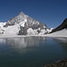 Kleiner Gletschersee mit dem Weisshorn