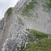 Der Weg zum Altmannsattel führt über den stellenweise schmalen Grat.