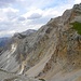 Mit Zoom kann man hier die Aufstiegweg zur Antoniusspitze, 2655m-rechts sehen.Wir nehmen die Abstiegweg nach Westen,ins Fanestal.