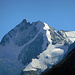 Der Bianco-Grat zum Piz Bernina im schon leicht abendlichen Licht.
