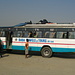 der Bus nach Kathmandu steht schon bereit. Mehr als 7h Fahrt stehn uns bevor. für ca 120km!