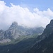 Am späten Mittag war der Mutteristock bereits in tiefhängende Wolken gehüllt.