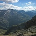 Blick über's Windachtal zum Wannenkogel. Rechts hinten die Ötztaler Alpen mit der Wildspitze.
