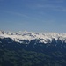 Blick vom Ebner Joch nach Süden in die Hohe Tauern (hinten) und Kitzbüheler Alpen