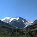 schon nach kurzer Zeit geht der Blick zum Bishorn und dem Turtmanngletscher, sogar die Hütte kann man sehen