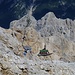 "Hochseilartisten" links oben auf dem Klettersteig zum  Cristallino d`Ampezzo