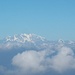 Il Monte Rosa troneggia sulle nubi