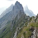 Wolken ziehen auf: Altenalp Türm, rechts dahinter das Öhrli