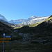 der Abstieg nach Zermatt beginnt;<br />Trift liegt jetzt bereits im Schatten .....
