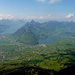 Aussicht Richtung Vierwaldstättersee, Lauerzersee, Rigikette und Schwyz