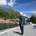 im Hafen von Maderno, hinten unser Ziel, der Monte Pizzocolo
