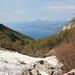 Blick hinaus auf den Gardasee, der Gipfel in der mitte ist der <a href="http://www.hikr.org/tour/post13261.html"><strong>Monte Pizzocolo</strong></a>