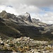 Ein wundervoller Blick ins Valle de Cojines. Links zu erahnen Ritacuba und die benachbarten 5000er.