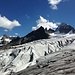 Auf dem spaltenreichen Ochsentaler Gletscher. 