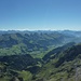 Unser Anstiegsweg von Laui, die Churfirsten und dahinter Glarner und Berner Alpen