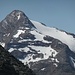 ZOOM zum "Ruthnerhorn" alias Schneebige Nock, mit 3358m der zweithöchte Berg der Rieserfernergruppe; er ist rel. leicht zu haben