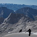 Blick vom Gipfel zum Alpenhauptkamm