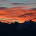 Südöstliche Walliser Berge kurz vor dem Sonnenaufgang