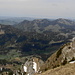 Gipfelpanorama gegen Norden: Etwa in der Bildmitte die Hochalp, rechts der Kronberg. Ganz hinten der Bodensee