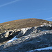 Der Engelberger Rotstock von unten. Schön zu sehen der Übergang zwischen alpinem Kalk und dem roten Schiefer- und Kalksandstein