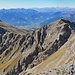 Im Rückblick zeigt sich, daß die Rollspitze deutlich höher als die zuvor bestiegene Weißspitze und Amthorspitze ist.