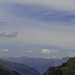 an gleicher Stelle auf dem Rückweg entdeckt: die weissen Gipfel der Ötztaler Alpen (mit schlechtem Zoom)