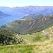 Dalla Bocchetta di Chiaro: a sin Alpe Pescedo, a destra Alpe di Mezzo, sfondo lago di Como 
