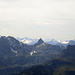 Über Ortstock und Höch Turm schweift der Blick bis weit in die Zentralschweizer Alpen