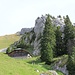 Der Einstieg zum Südwestgrat bei der Alp Tumli.