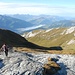 Jacky im Aufstieg kurz nach der Alp Tegia Culm (rechts unten)