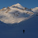 Tasna vom Val Tasna. Die gruene Route fuehrt im Bildmitte vom Gipfel direkt herrunter