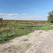 Bei Советское / Sowjetskoje - Hier biegen wir auf den nach links abzweigenden Feldweg ab, der nah an der höchsten Erhebung von Pridnestrowien vorbeiführt. Würde man dem aus Советское kommenden Sträßchen weiter geradeaus folgen, käme man übrigens gleich an die ukrainische Grenze (kein offizieller Übergang).