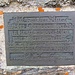 Gedenktafel unterhalb des Gipfels