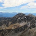 Blick hinüber zu Leierspitze und Schrotthorn, dahinter die Dolomiten
