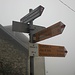 <b>In meno di mezz’ora raggiungo il villaggio di Erbonne (955 m). Proseguo sul sentiero no. 4, in direzione dell’Alpe d’Orimento, un percorso che ho frequentato più volte, in tutte le stagioni, anche con le racchette da neve. </b>