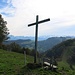 Schindelegg (das Kreuz steht etwas östlich des höchsten Punkt)