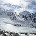 in primo piano il ghiacciaio Vadret Pers e sulla destra Vadret da Morteratsch
