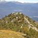 Il monte Zughero uno dei tratti di risalita , alle spalle le localita dell' entroterra verbanesi