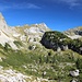 Abstieg ins wunderschöne Gschöllkar, hinten der Hochiss