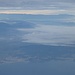 ein erster Blick in die noch wolkenverhangenen Pyrenäen