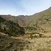 auf dem Collet de Coma Pedrosa (2223m), unmittelbar bei der Hütte (Refugi de Coma Pedrosa). Die vor uns liegende Hochebene galt es zu durchschreiten