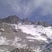 Das Hochkar - von der Raffelspitze kann man links oder rechts des Gipfels absteigen (I). <br />Das Kar eignet sich sicher mehr für eine schwere Skiabfahrt...