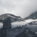 bizarrer Felsklotz gegenüber - Huetstöckli (2706 m)
