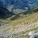 Tag 4 > Rückweg: serpentinenreicher Abstieg von Macun zur Alp Zeznina Dadaint. Von dort stiegen wir weiter nach Susch ab.
